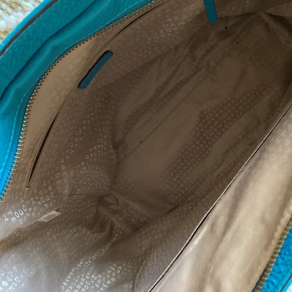 Kate Spade New York Baxter like newLeather bag. Bill fold NOT included - Picture 2 of 3